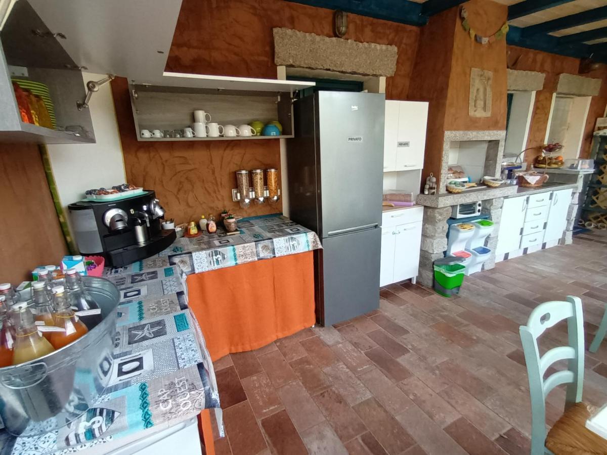 Portopollo Surfhouse Barrabisa 외부 사진