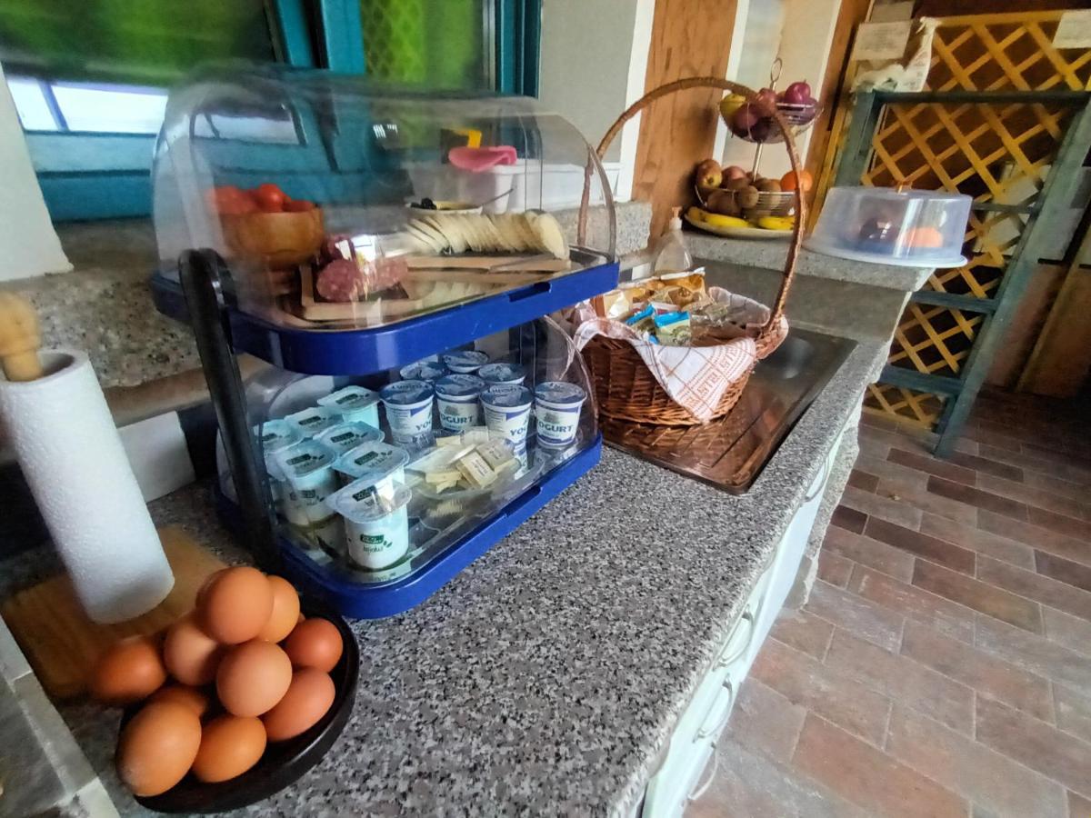 Portopollo Surfhouse Barrabisa 외부 사진