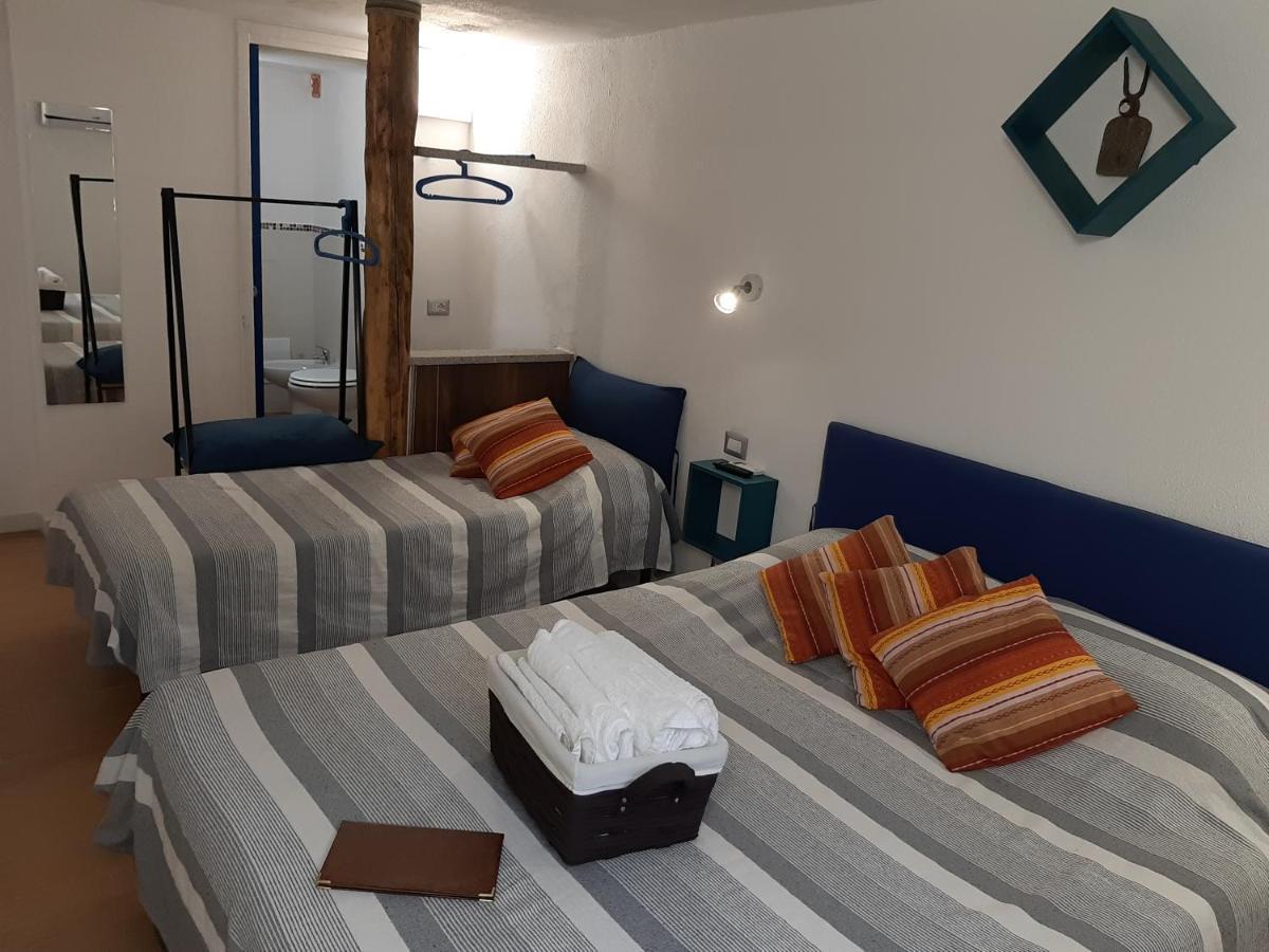 Portopollo Surfhouse Barrabisa 외부 사진